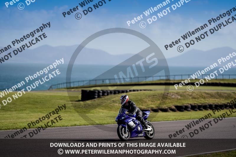 anglesey no limits trackday;anglesey photographs;anglesey trackday photographs;enduro digital images;event digital images;eventdigitalimages;no limits trackdays;peter wileman photography;racing digital images;trac mon;trackday digital images;trackday photos;ty croes